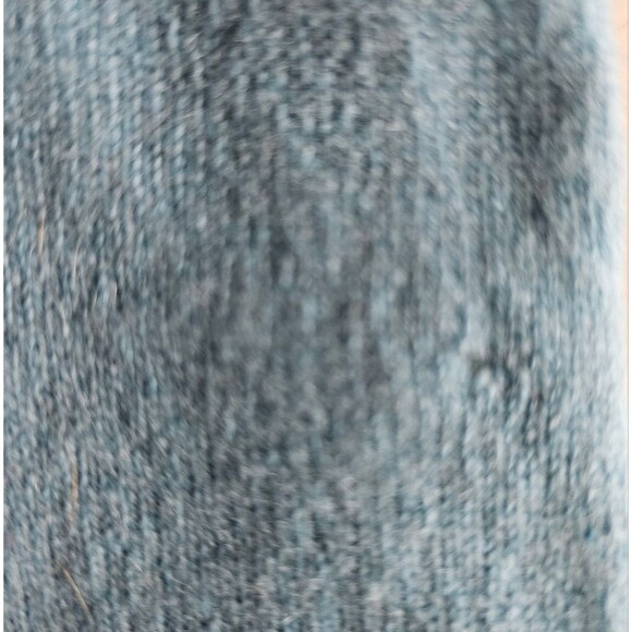 Ann Taylor 100% Cashmere Scarf Soft Blue Cable Knit Fringe Wrap Quiet Luxury - Picture 13 of 16